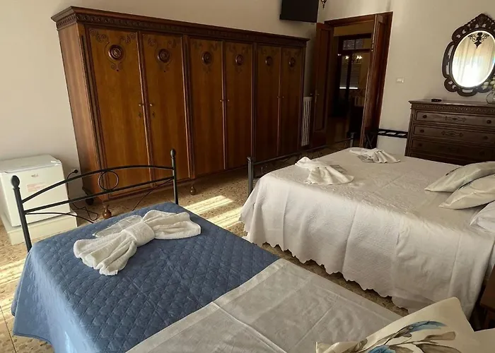 Lilla לינה וארוחת בוקר 3*